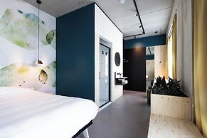 The Urban Hotel Moloko