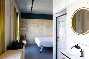 The Urban Hotel Moloko