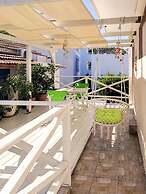 Flower s Studio - Alonnisos Summer Nest