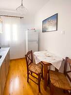 Dinas Apartment - Alonnisos Summer Haven