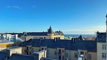 Bright Apt - Design District