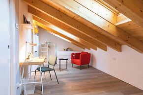 JOIVY Contemporary Apartments