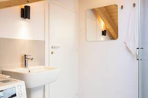 JOIVY Contemporary Apartments