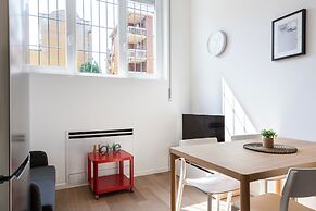 JOIVY Contemporary Apartments