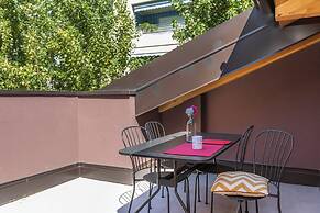 JOIVY Contemporary Apartments