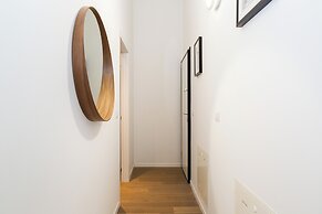 JOIVY Contemporary Apartments