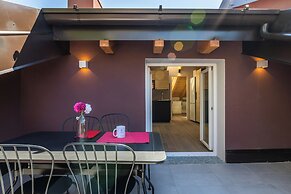 JOIVY Contemporary Apartments