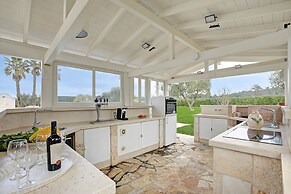 Tenuta Nicla With Pool Locorotondo