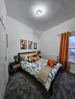 Llangollen Retreat With Stunning Views of the Castle