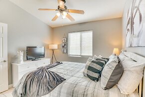 Patio & Yard: Tucson Home in Gated Community
