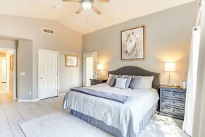 Patio & Yard: Tucson Home in Gated Community