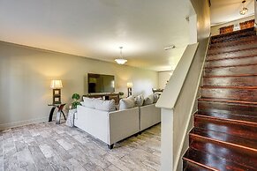 Houston Home 11 Mi to Hospitals: Nurses Welcome!