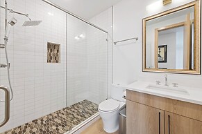 Modern Ski-in/out Home in Brian Head w/ Deck