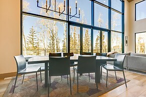 Modern Ski-in/out Home in Brian Head w/ Deck