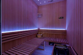 Modern Ski-in/out Home in Brian Head w/ Deck