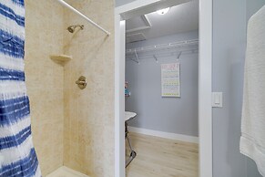 Lanai, Grill & Outdoor Pool: Melbourne Duplex!