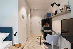 Roxi Residence