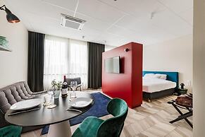 Roxi Residence