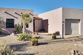Tranquil Green Valley Home w/ Screened Porch