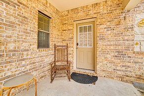 7 Mi to Toyota Stadium: Cozy Frisco Apartment!