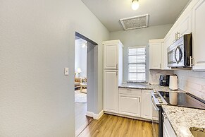 7 Mi to Toyota Stadium: Cozy Frisco Apartment!