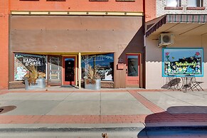 Walk to Shops & Eats: Charming Dtwn Emmett Apt!