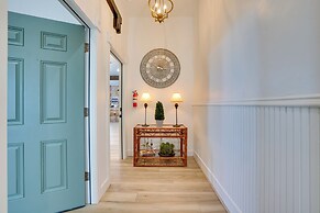Walk to Shops & Eats: Charming Dtwn Emmett Apt!