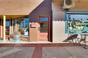 Walk to Shops & Eats: Charming Dtwn Emmett Apt!