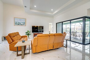 7 Mi to Dtwn Cape Coral: Home w/ Pool & Spa!