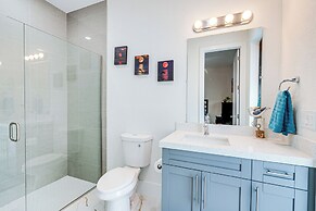 7 Mi to Dtwn Cape Coral: Home w/ Pool & Spa!