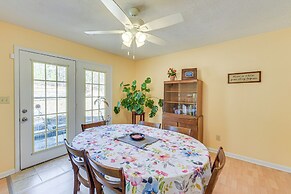Cozy Couple's Getaway w/ Private Yard in Cameron