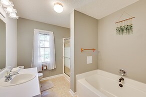 Cozy Couple's Getaway w/ Private Yard in Cameron