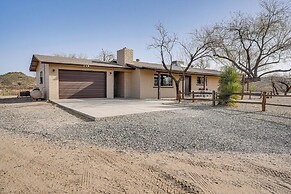 Patio & Mtn Views: Wickenburg 'trail Head House'