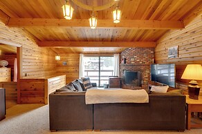 Hike & Ski: Cabin w/ Fireplace in Franconia!