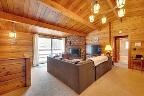 Hike & Ski: Cabin w/ Fireplace in Franconia!
