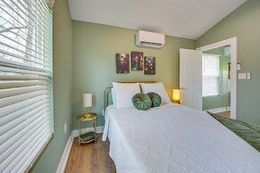 Walk to Museums: Art Deco Cottage in Jefferson