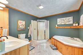 Fish, Hike & Ski: Spacious Family Escape in Eden