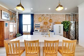 Downtown Emmett Apt: 7 Mi to Black Canyon Dam