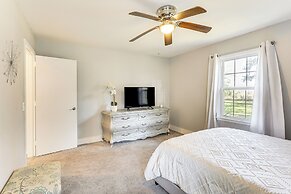 10 Mi to St Simons Island: Home w/ Screened Porch