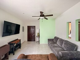 Town Shore Escape 3BR Haven
