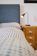 Stylish Retreat with Garden in Tetbury