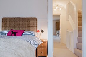 Stylish Retreat with Garden in Tetbury