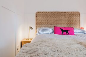 Stylish Retreat with Garden in Tetbury