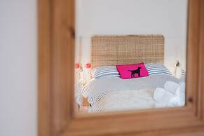 Stylish Retreat with Garden in Tetbury