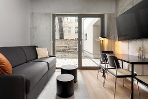 Global Living I The Graf