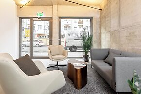 Global Living I The Graf