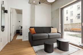 Global Living I The Graf