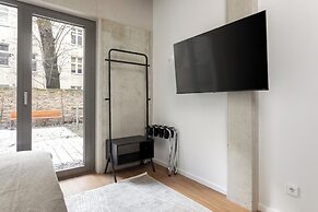 Global Living I The Graf