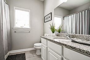 Comfortable Family Retreat Sleeps 10 3 Bedroom Home