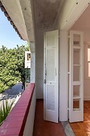 Sophisticated Just a few Steps From the Lagoon Sb301